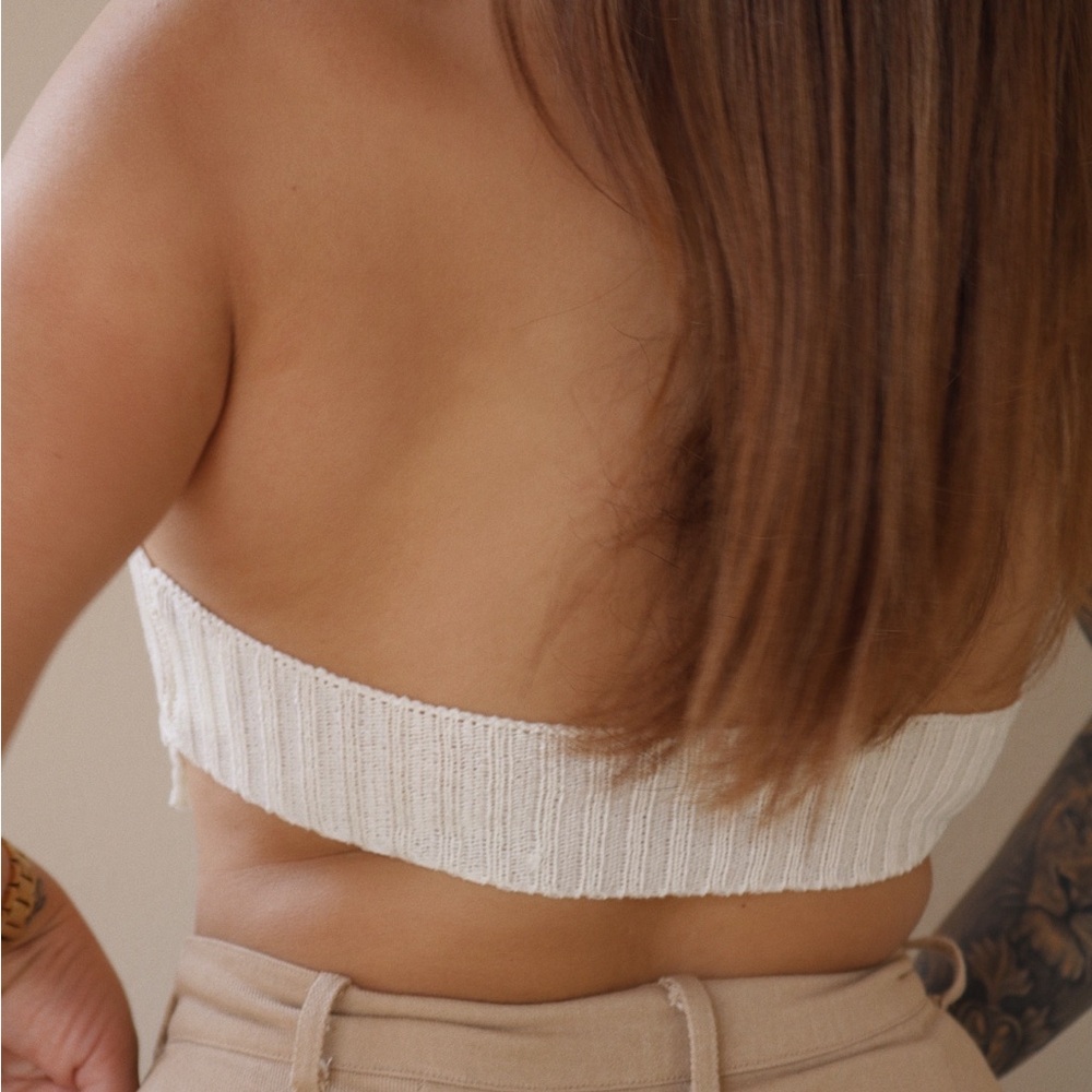 High Neck Knit Halter Top - Picture 3 of 5
